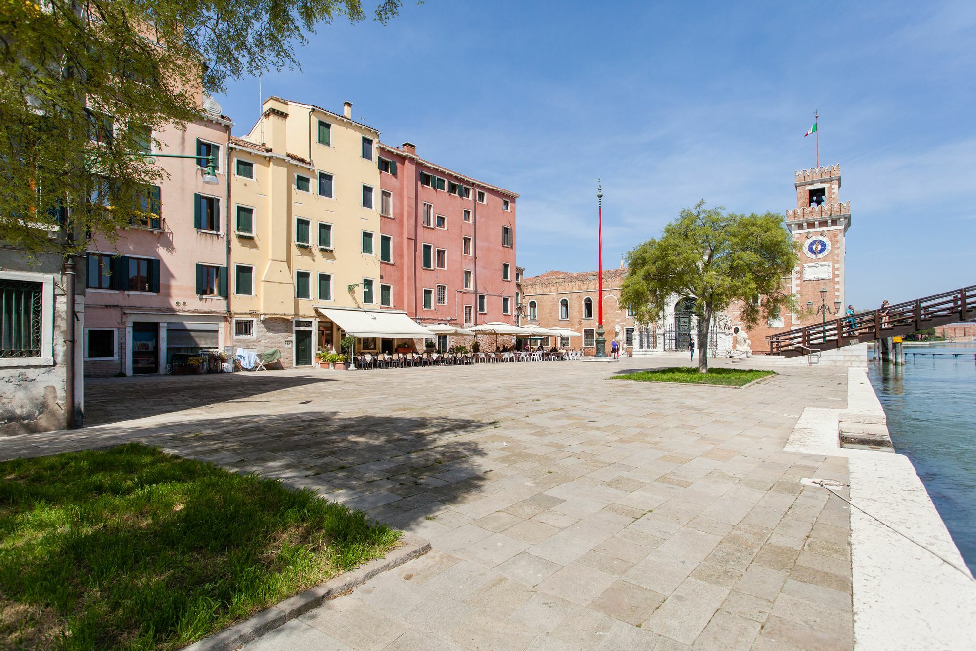 Prince Apartments Венеция Екстериор снимка